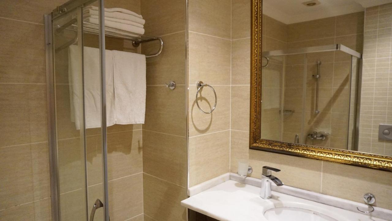 Vois Hotel Atasehir & Spa Istanbul Exterior photo